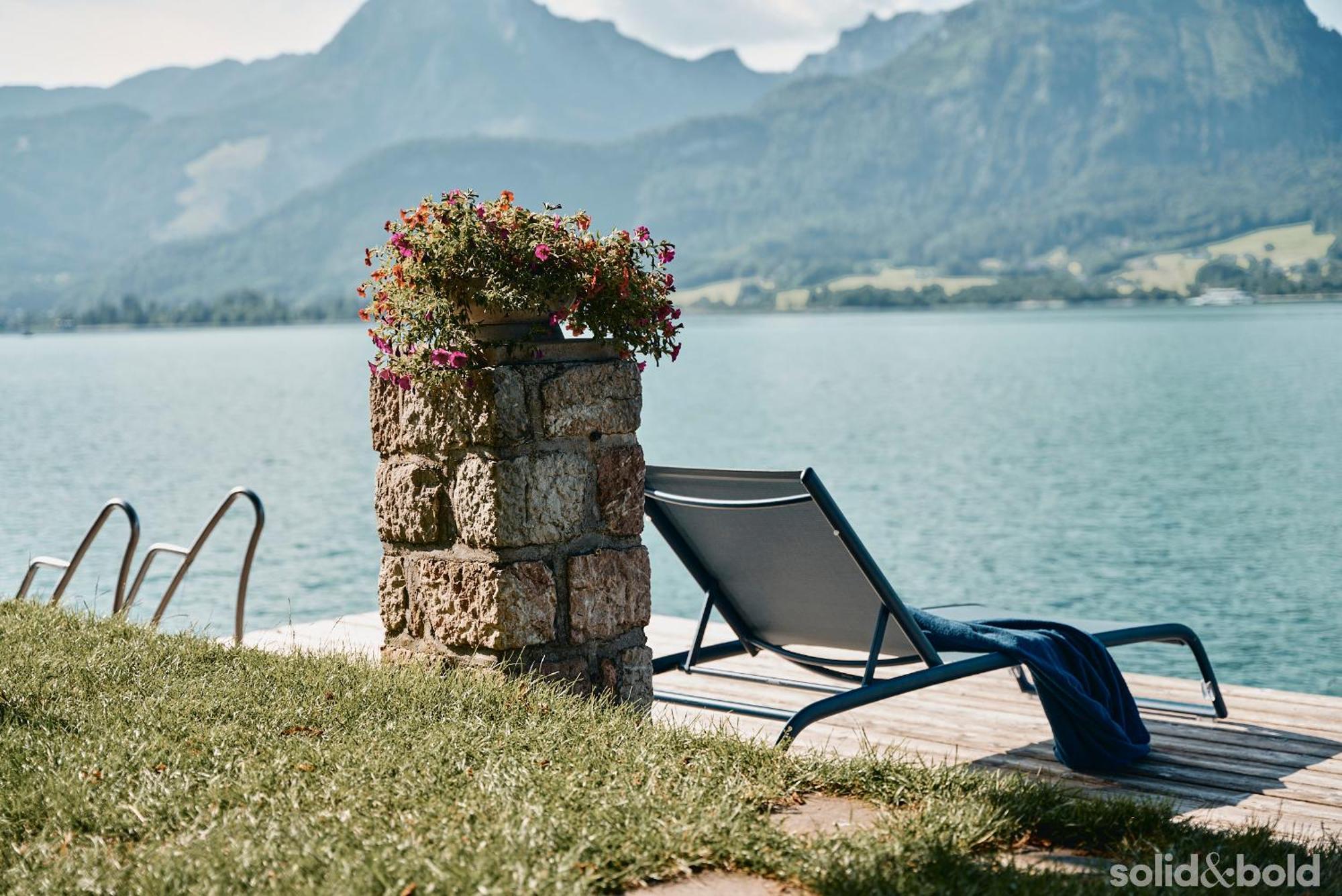 Hotel Weisser Hirsch Sankt Wolfgang im Salzkammergut Bagian luar foto