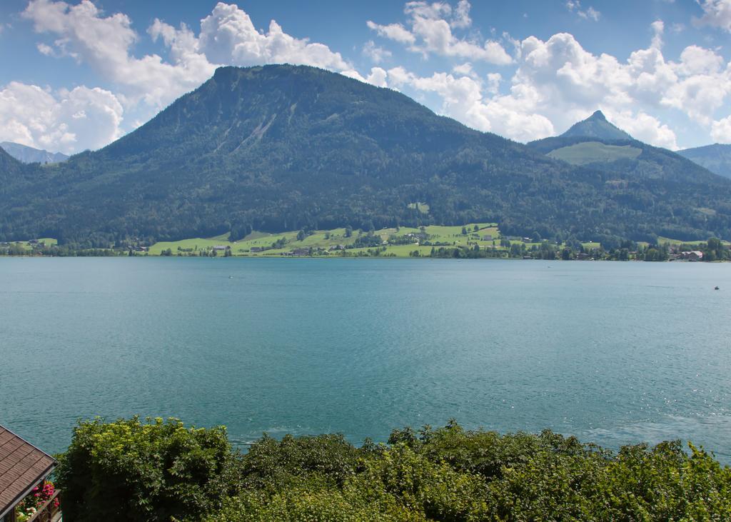 Hotel Weisser Hirsch Sankt Wolfgang im Salzkammergut Bagian luar foto